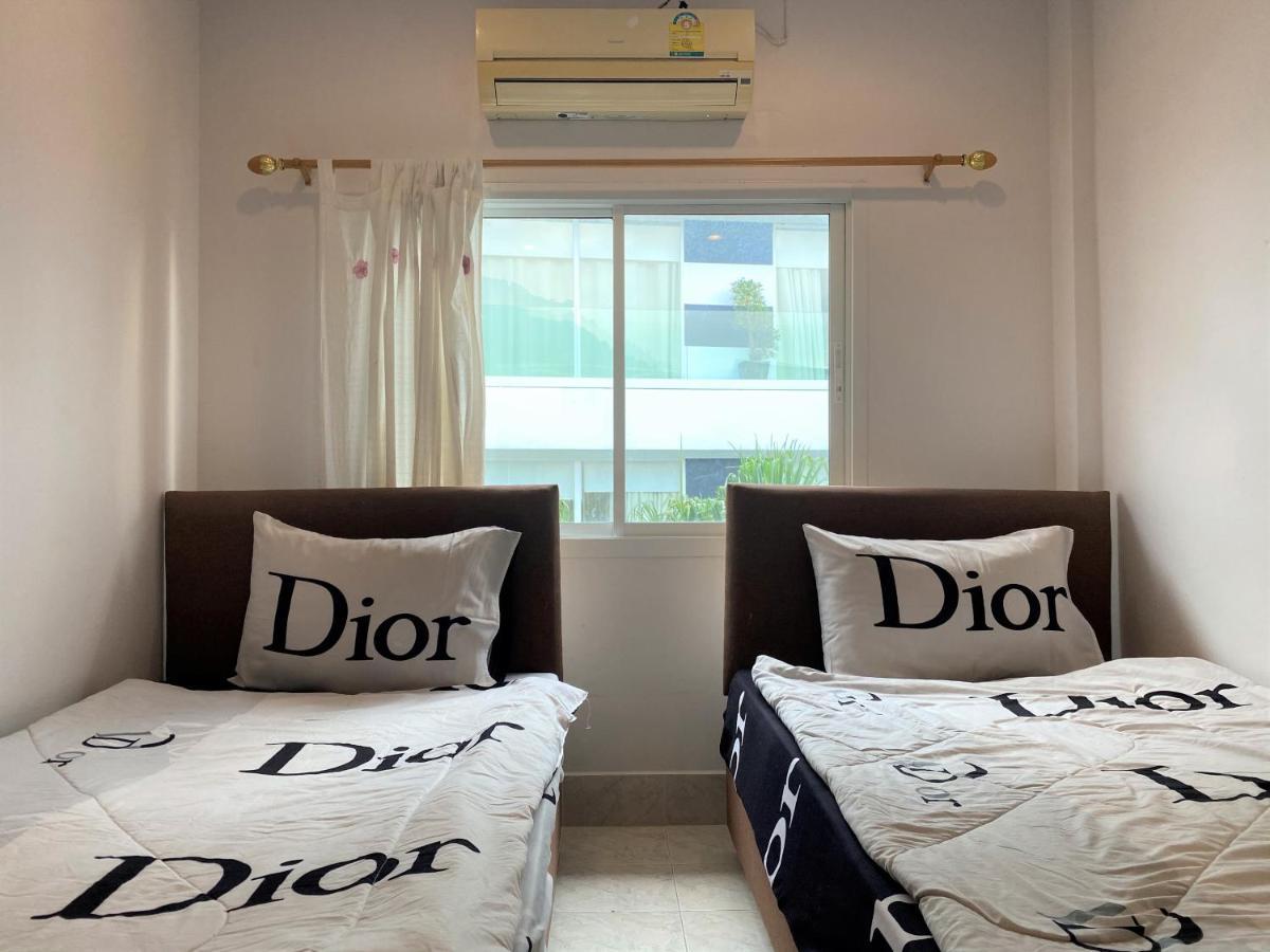 Som Guesthouse Patong Exteriér fotografie