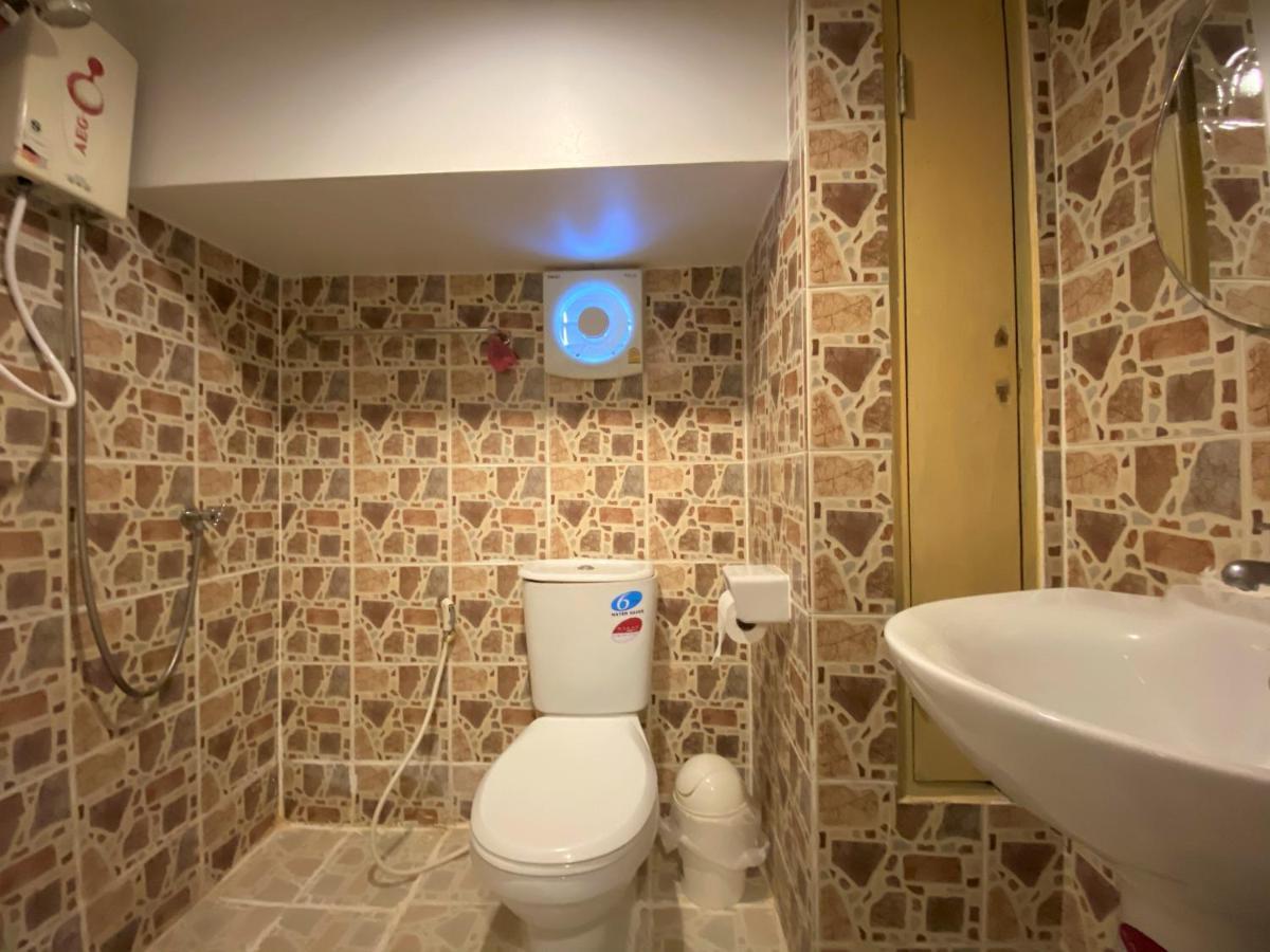 Som Guesthouse Patong Exteriér fotografie